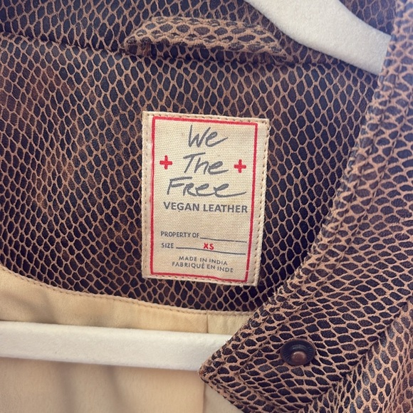 XS Free People Vegan Leather Snakeskin Jacket - Picture 4 of 6